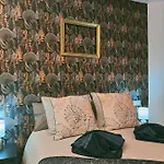 Avenida Palma De Mallorca Center With Sea Views By Namaste Elite * Torremolinos